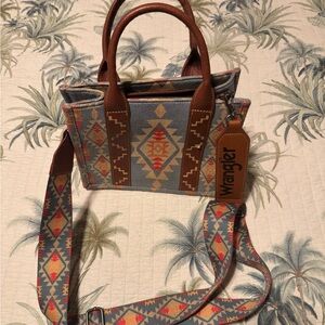 Wrangler Geometric Blue and Tan Crossbody Bag